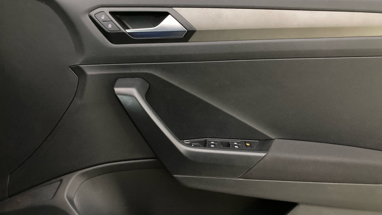 Volkswagen T-Roc 1.0 TSI SE 5dr Petrol Hatchback